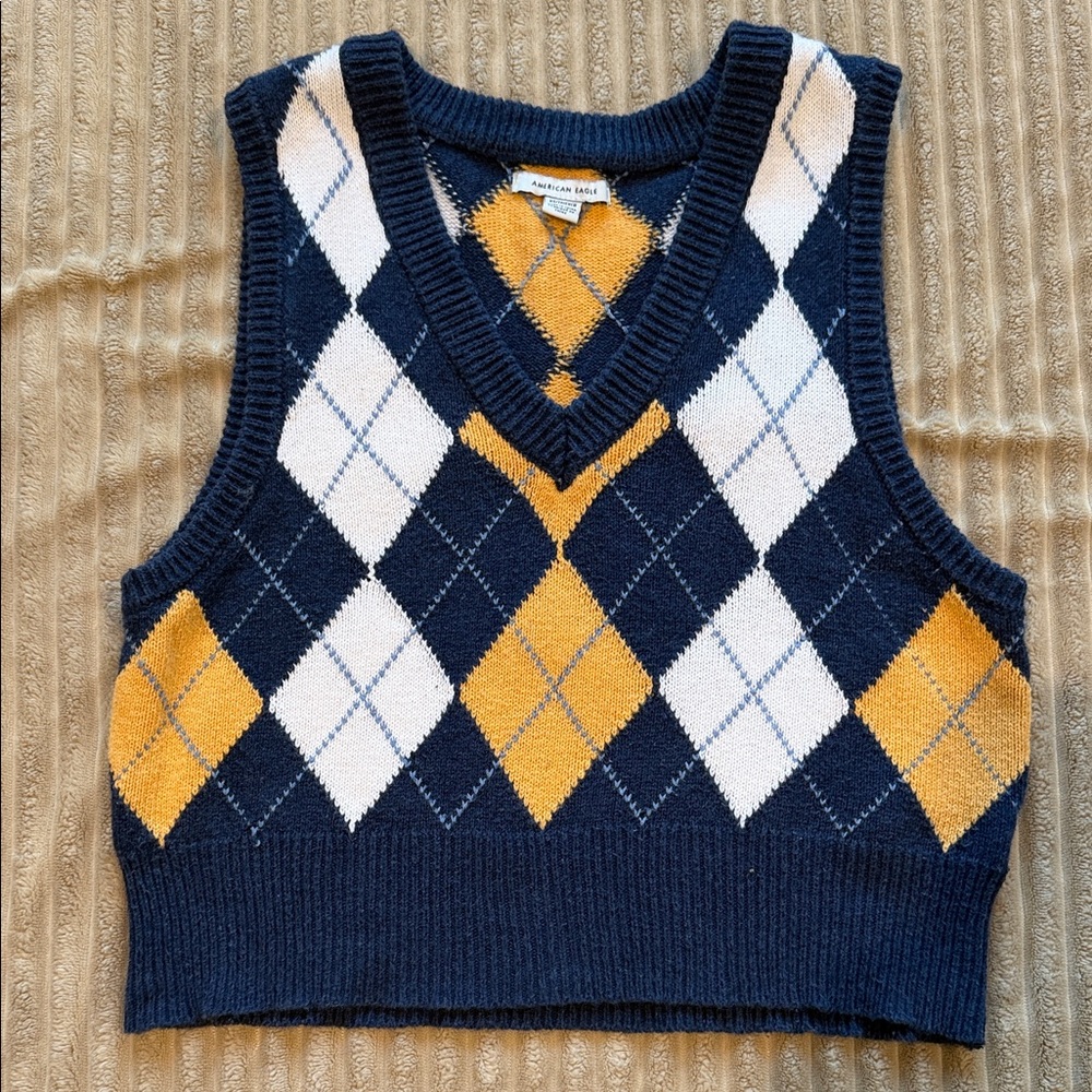 American Eagle Navy Argyle Sweater Vest with Yellow Diamonds